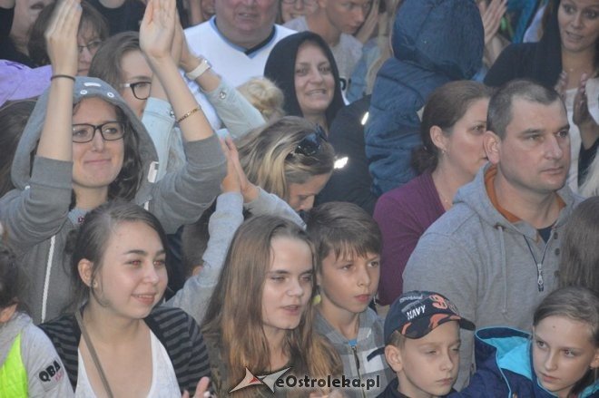 Dożynki na Kurpiach w Lelisie z Jackiem Kawalcem i zespołem MIG [21.08.2016] - zdjęcie #25 - eOstroleka.pl