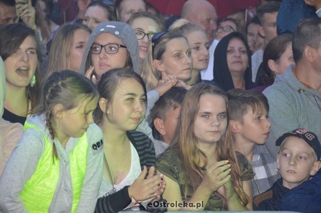 Dożynki na Kurpiach w Lelisie z Jackiem Kawalcem i zespołem MIG [21.08.2016] - zdjęcie #13 - eOstroleka.pl