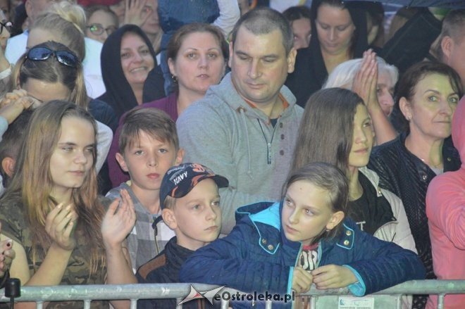 Dożynki na Kurpiach w Lelisie z Jackiem Kawalcem i zespołem MIG [21.08.2016] - zdjęcie #12 - eOstroleka.pl