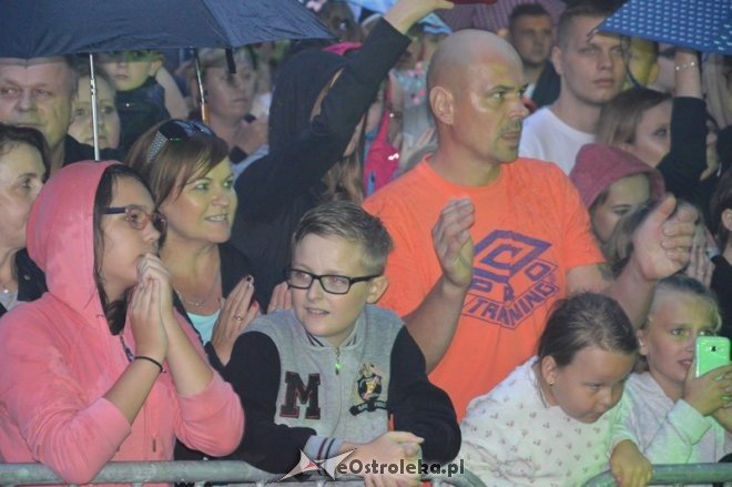 Dożynki na Kurpiach w Lelisie z Jackiem Kawalcem i zespołem MIG [21.08.2016] - zdjęcie #9 - eOstroleka.pl