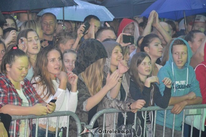 Dożynki na Kurpiach w Lelisie z Jackiem Kawalcem i zespołem MIG [21.08.2016] - zdjęcie #6 - eOstroleka.pl