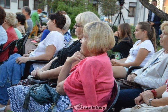 Art Czwartek - koncert aktorek z Komediowej Sceny Dwójki [25.08.2016] - zdjęcie #10 - eOstroleka.pl