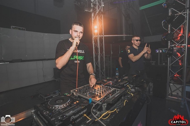 CjStone, Kriswell, Insane, Adrima, Żuku - Noc Wariatów w klubie Capitol [26.08.2016] - zdjęcie #22 - eOstroleka.pl