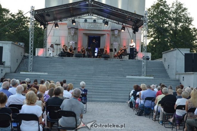 Ostrołęckie Operalia: koncert Nasza Niepodległa [27.08.2016] - zdjęcie #38 - eOstroleka.pl