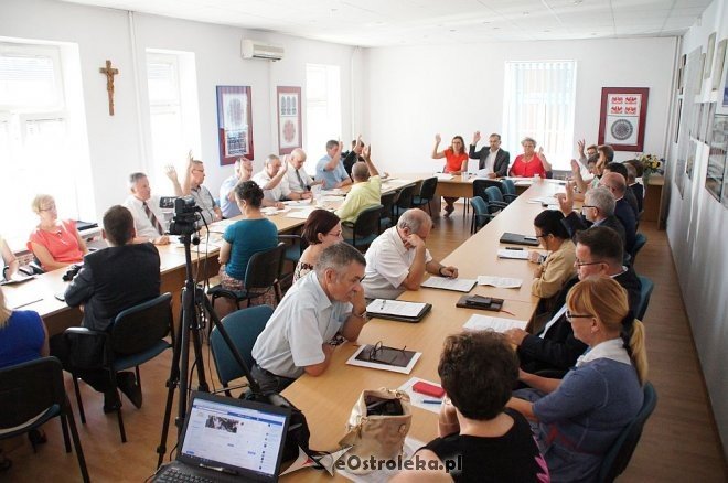 XXIII sesja Rady Powiatu w Ostrołęce [26.08.2016] - zdjęcie #33 - eOstroleka.pl