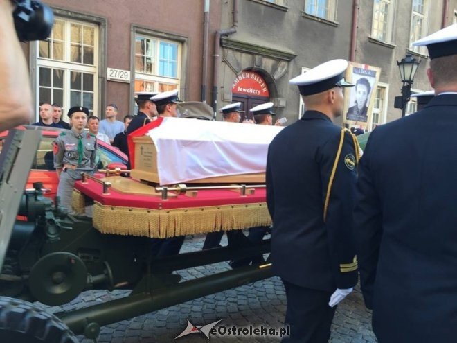 Ostrołęczanie na pogrzebie Danuty Siedzikówny Inki [28.08.2016] - zdjęcie #2 - eOstroleka.pl