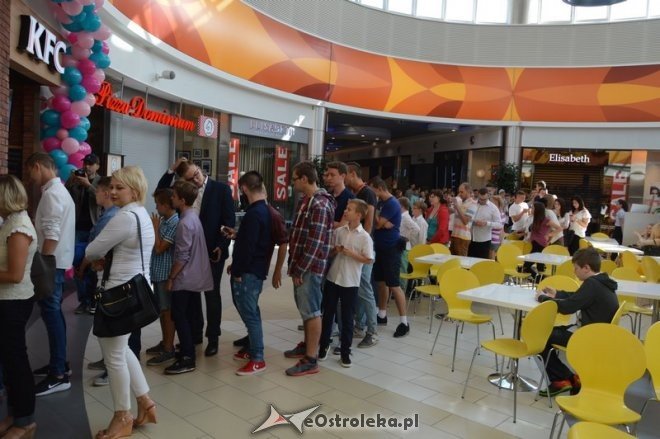 Otwarcie KFC w Ostrołęce [01.09.2016] - zdjęcie #31 - eOstroleka.pl