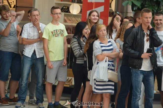 Otwarcie KFC w Ostrołęce [01.09.2016] - zdjęcie #9 - eOstroleka.pl