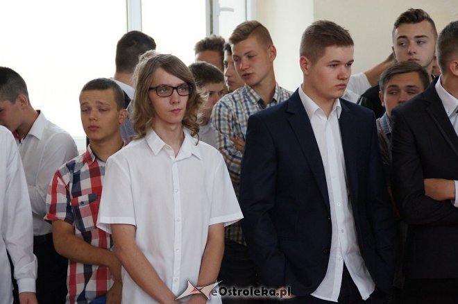 Rozpoczęcie roku szkolnego w ostrołęckich szkołach [01.09.2016] - zdjęcie #16 - eOstroleka.pl