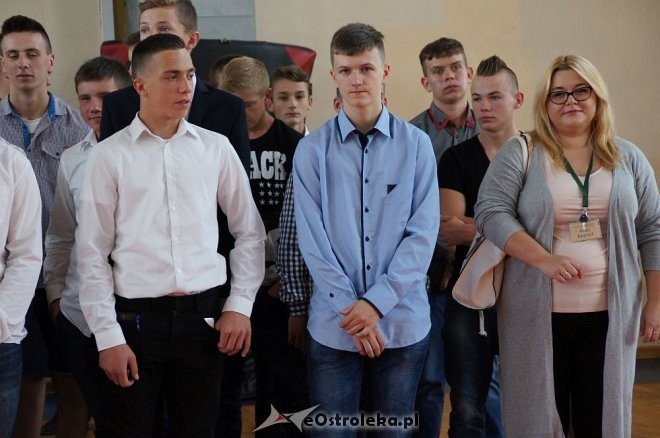 Rozpoczęcie roku szkolnego w ostrołęckich szkołach [01.09.2016] - zdjęcie #293 - eOstroleka.pl