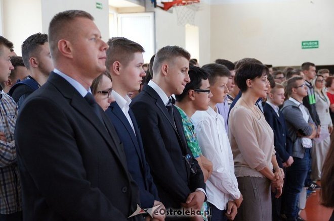 Rozpoczęcie roku szkolnego w ostrołęckich szkołach [01.09.2016] - zdjęcie #53 - eOstroleka.pl