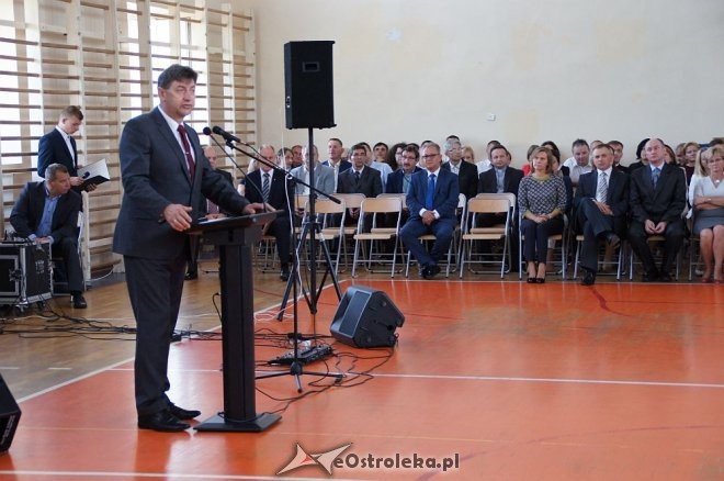 Rozpoczęcie roku szkolnego w ostrołęckich szkołach [01.09.2016] - zdjęcie #54 - eOstroleka.pl