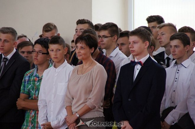 Rozpoczęcie roku szkolnego w ostrołęckich szkołach [01.09.2016] - zdjęcie #68 - eOstroleka.pl