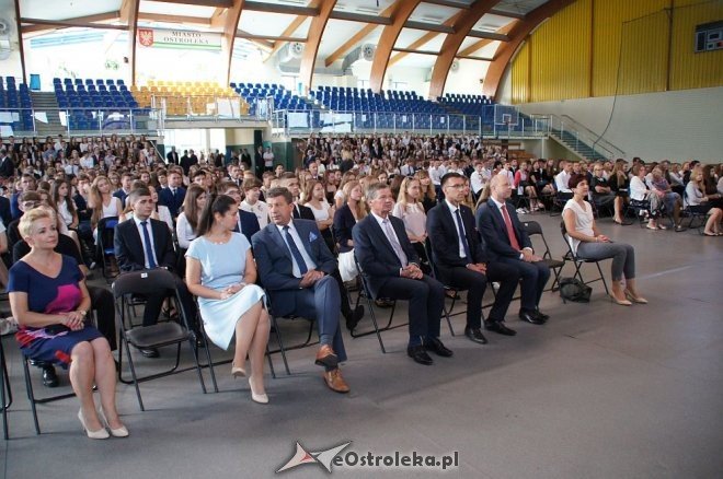 Rozpoczęcie roku szkolnego w ostrołęckich szkołach [01.09.2016] - zdjęcie #96 - eOstroleka.pl