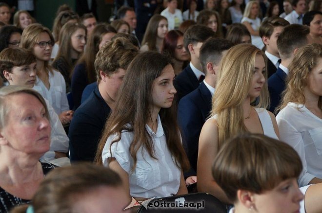 Rozpoczęcie roku szkolnego w ostrołęckich szkołach [01.09.2016] - zdjęcie #122 - eOstroleka.pl