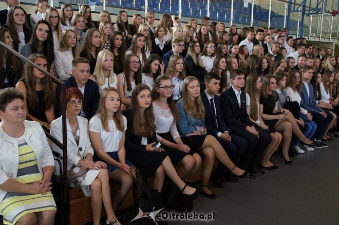 Rozpoczęcie roku szkolnego w ostrołęckich szkołach [01.09.2016] - zdjęcie #168 - eOstroleka.pl