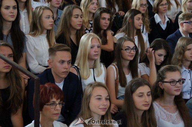 Rozpoczęcie roku szkolnego w ostrołęckich szkołach [01.09.2016] - zdjęcie #172 - eOstroleka.pl