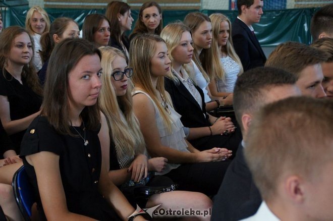 Rozpoczęcie roku szkolnego w ostrołęckich szkołach [01.09.2016] - zdjęcie #194 - eOstroleka.pl