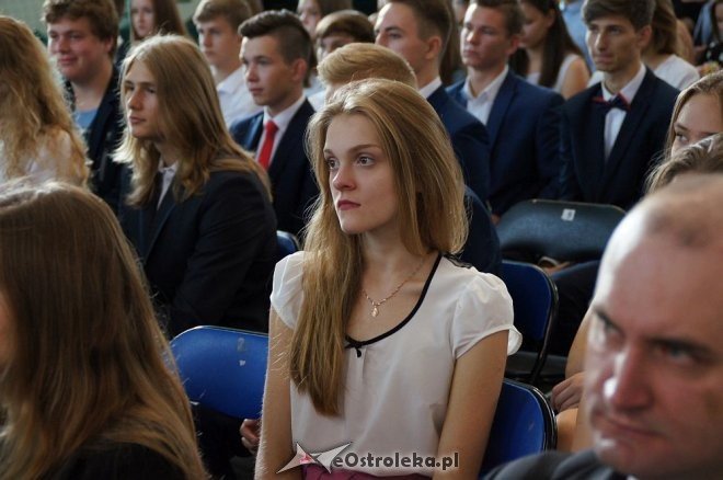 Rozpoczęcie roku szkolnego w ostrołęckich szkołach [01.09.2016] - zdjęcie #98 - eOstroleka.pl