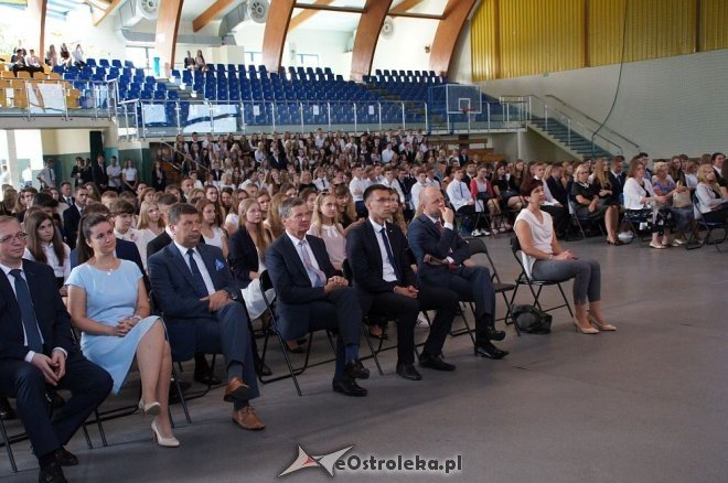 Rozpoczęcie roku szkolnego w ostrołęckich szkołach [01.09.2016] - zdjęcie #95 - eOstroleka.pl