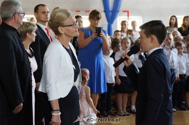 Rozpoczęcie roku szkolnego w ostrołęckich szkołach [01.09.2016] - zdjęcie #113 - eOstroleka.pl