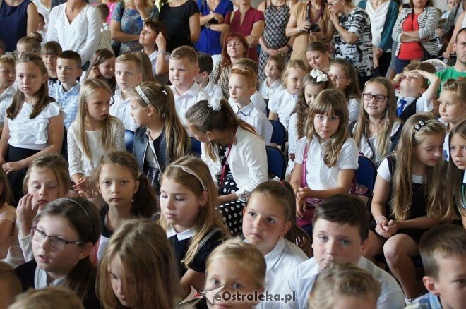 Rozpoczęcie roku szkolnego w ostrołęckich szkołach [01.09.2016] - zdjęcie #151 - eOstroleka.pl