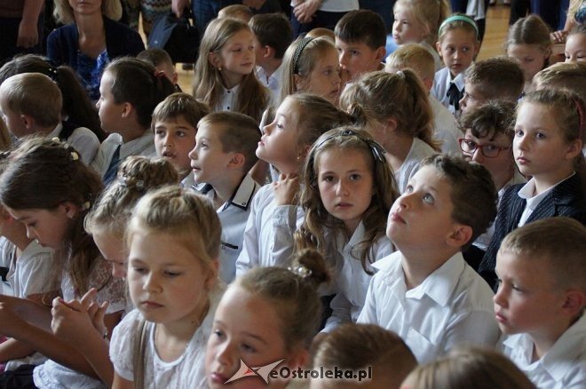 Rozpoczęcie roku szkolnego w ostrołęckich szkołach [01.09.2016] - zdjęcie #155 - eOstroleka.pl