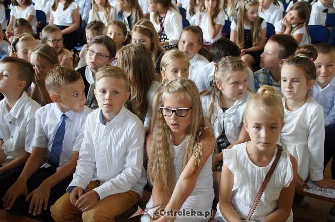 Rozpoczęcie roku szkolnego w ostrołęckich szkołach [01.09.2016] - zdjęcie #157 - eOstroleka.pl