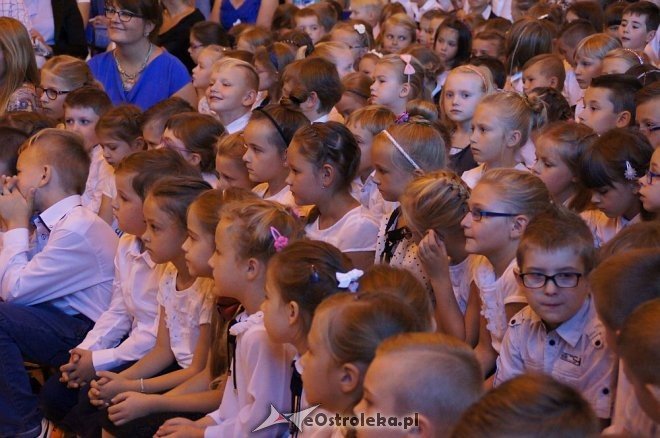 Rozpoczęcie roku szkolnego w ostrołęckich szkołach [01.09.2016] - zdjęcie #99 - eOstroleka.pl