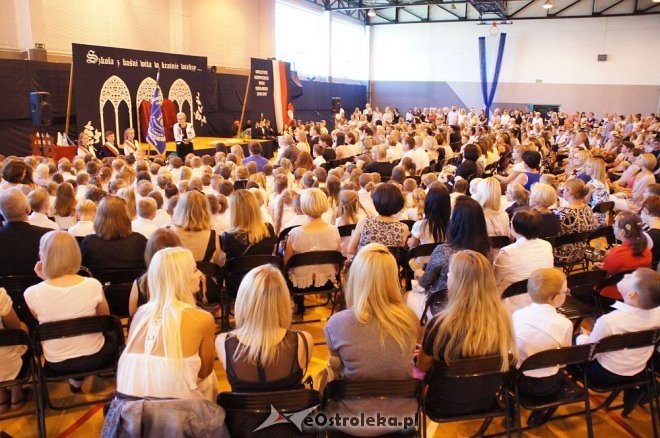 Rozpoczęcie roku szkolnego w ostrołęckich szkołach [01.09.2016] - zdjęcie #81 - eOstroleka.pl