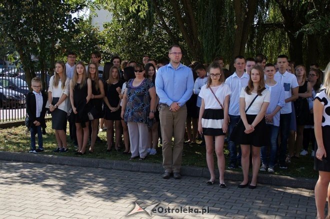Rozpoczęcie roku szkolnego w ostrołęckich szkołach [01.09.2016] - zdjęcie #65 - eOstroleka.pl