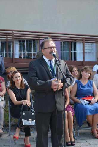 Rozpoczęcie roku szkolnego w ostrołęckich szkołach [01.09.2016] - zdjęcie #22 - eOstroleka.pl