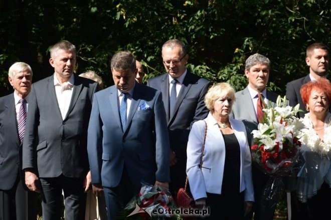 Miejskie obchody 77. rocznicy wybuchu II Wojny Światowej [01.09.2016] - zdjęcie #78 - eOstroleka.pl