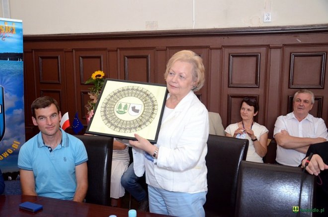 Umowa partnerska między Kadzidłem i Mrągowem podpisana [01.09.2016] - zdjęcie #36 - eOstroleka.pl