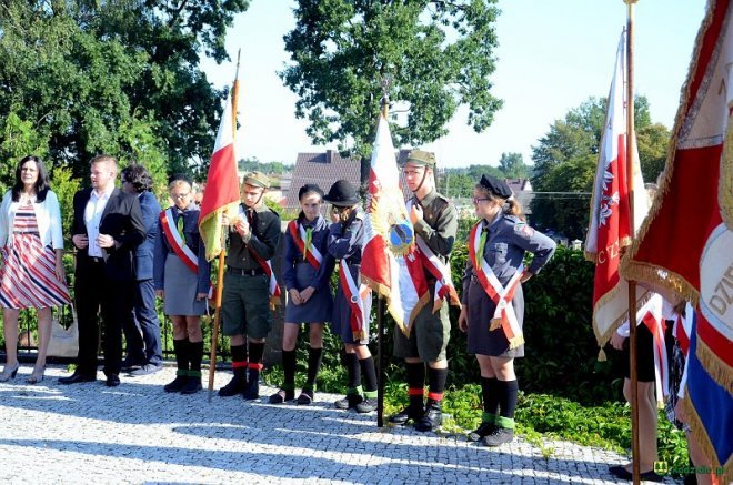 Rozpoczęcie roku szkolnego w Kadzidle [01.09.2016] - zdjęcie #17 - eOstroleka.pl