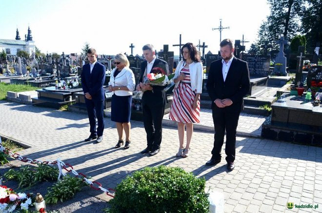 Rozpoczęcie roku szkolnego w Kadzidle [01.09.2016] - zdjęcie #1 - eOstroleka.pl