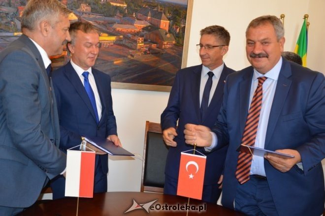 Nawiązanie współpracy Ostrołęki i Kemer [06.09.2016] - zdjęcie #2 - eOstroleka.pl