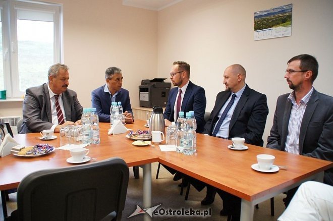 Turecka delegacja z wizytą w Samorządowej Stacji Segregacji Odpadów Komunalnych w Ostrołęce [05.09.2016] - zdjęcie #17 - eOstroleka.pl