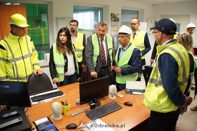 Turecka delegacja z wizytą w Samorządowej Stacji Segregacji Odpadów Komunalnych w Ostrołęce [05.09.2016] - zdjęcie #23 - eOstroleka.pl