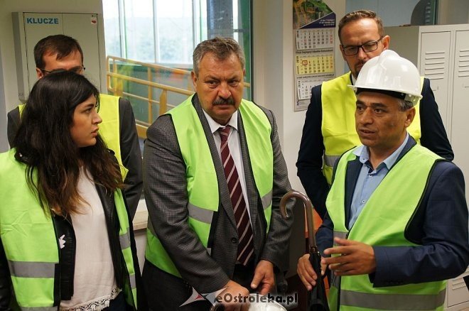 Turecka delegacja z wizytą w Samorządowej Stacji Segregacji Odpadów Komunalnych w Ostrołęce [05.09.2016] - zdjęcie #49 - eOstroleka.pl