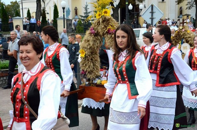 Gminne dożynki w Kadzidle 2016 [04.09.2016] - zdjęcie #304 - eOstroleka.pl