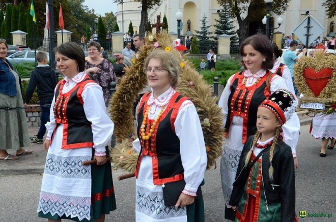 Gminne dożynki w Kadzidle 2016 [04.09.2016] - zdjęcie #303 - eOstroleka.pl