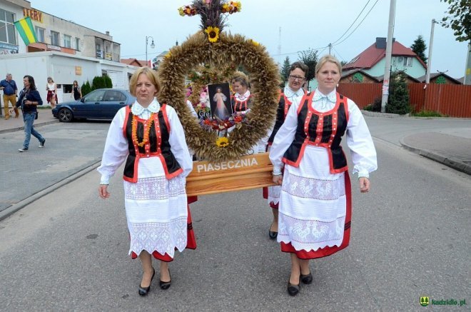 Gminne dożynki w Kadzidle 2016 [04.09.2016] - zdjęcie #294 - eOstroleka.pl