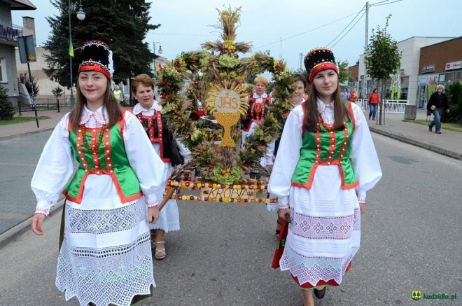 Gminne dożynki w Kadzidle 2016 [04.09.2016] - zdjęcie #289 - eOstroleka.pl