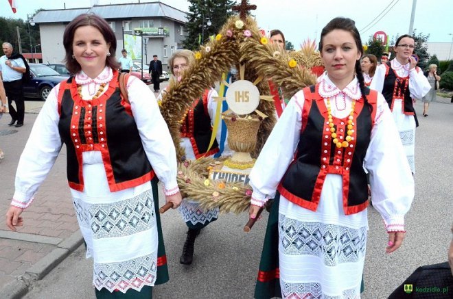 Gminne dożynki w Kadzidle 2016 [04.09.2016] - zdjęcie #284 - eOstroleka.pl