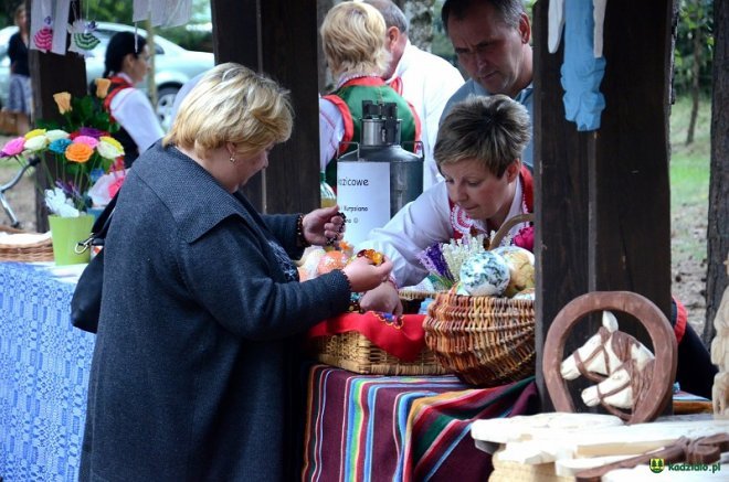 Gminne dożynki w Kadzidle 2016 [04.09.2016] - zdjęcie #279 - eOstroleka.pl