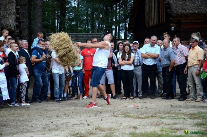 Gminne dożynki w Kadzidle 2016 [04.09.2016] - zdjęcie #183 - eOstroleka.pl