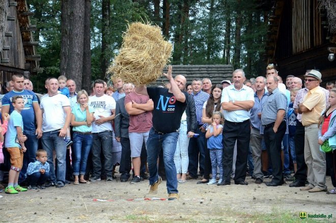 Gminne dożynki w Kadzidle 2016 [04.09.2016] - zdjęcie #153 - eOstroleka.pl
