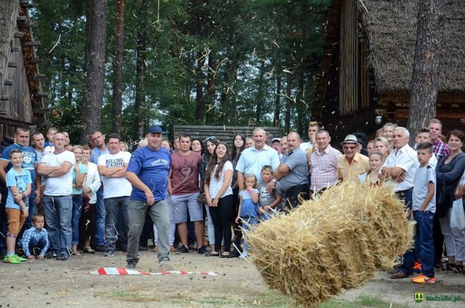 Gminne dożynki w Kadzidle 2016 [04.09.2016] - zdjęcie #144 - eOstroleka.pl