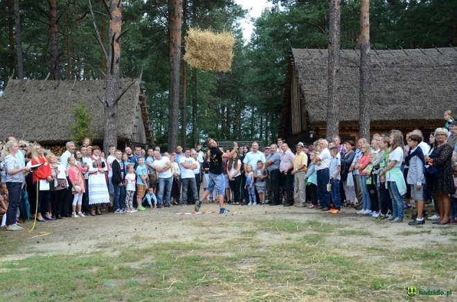 Gminne dożynki w Kadzidle 2016 [04.09.2016] - zdjęcie #137 - eOstroleka.pl